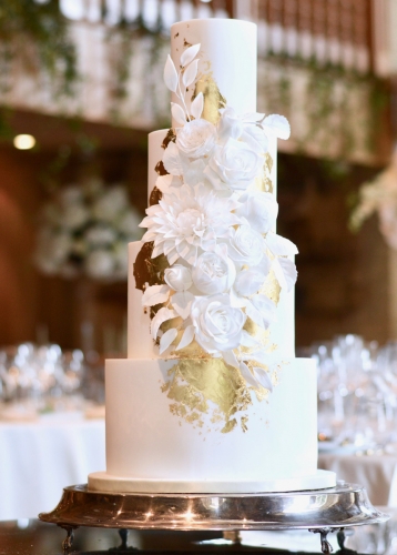 Classic Sugar Flowers Fondant Wedding Cake
